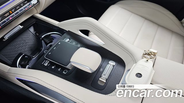 Mercedes-Benz GLE-Class 2025 — photo 23