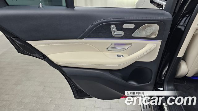 Mercedes-Benz GLE-Class 2025 — photo 15
