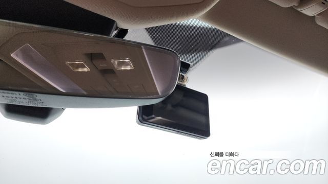 Volkswagen Touareg 2023 — photo 26