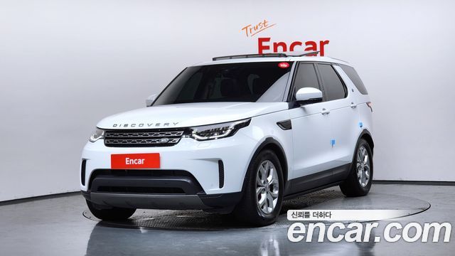 Land Rover Discovery 2019 — photo 1