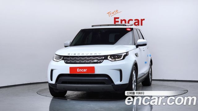 Land Rover Discovery 2019 — photo 3