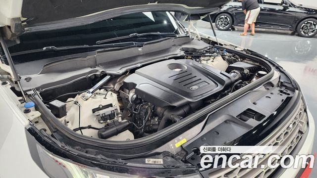 Land Rover Discovery 2019 — photo 6