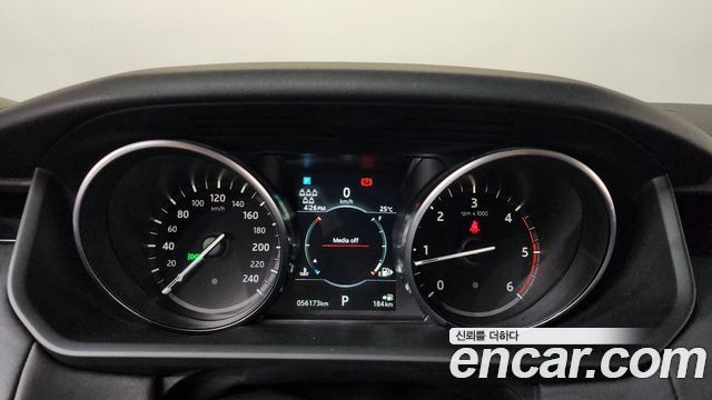 Land Rover Discovery 2019 — photo 11