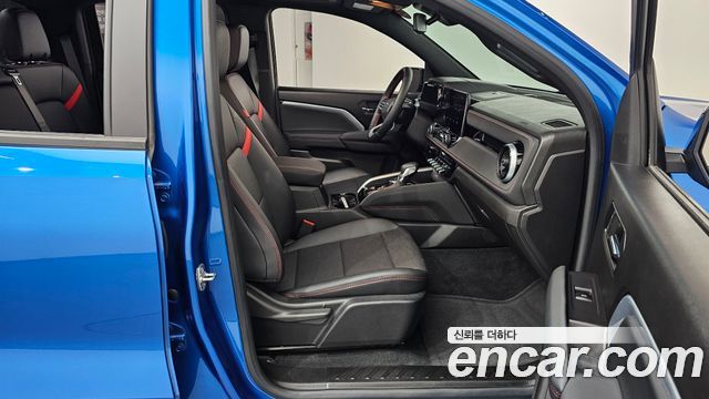 Chevrolet Korea Colorado 2024 — photo 11