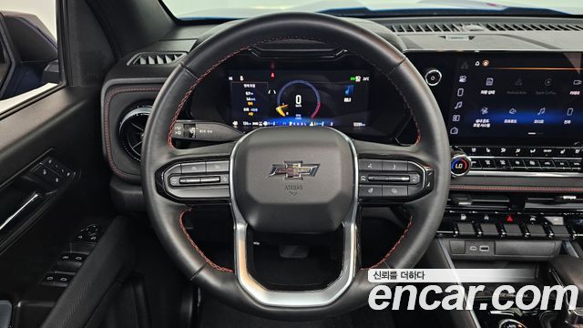 Chevrolet Korea Colorado 2024 — photo 15