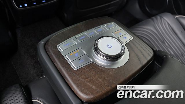 Genesis G80 2024 — photo 24