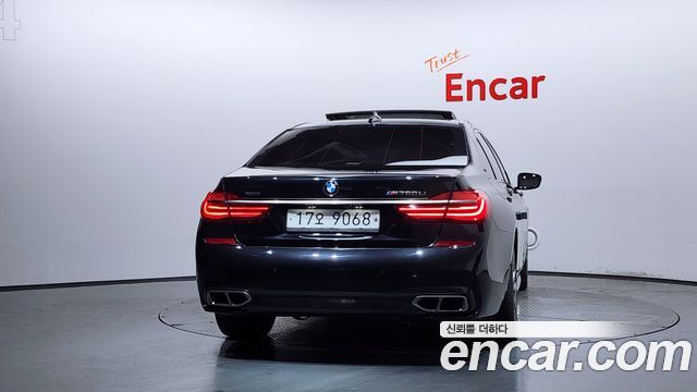 BMW 7-Series 2018 — photo 4