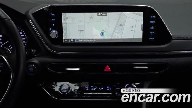 Hyundai Sonata 2022 — photo 14