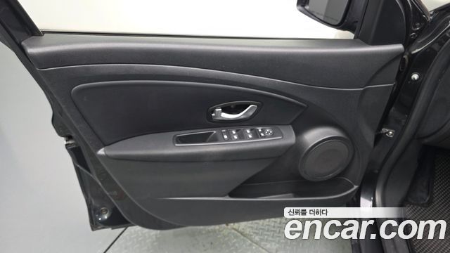 Renault Korea SM3 2013 — photo 14