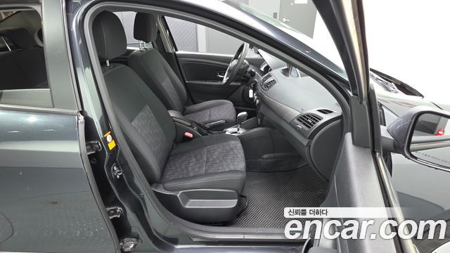 Renault Korea SM3 2013 — photo 16