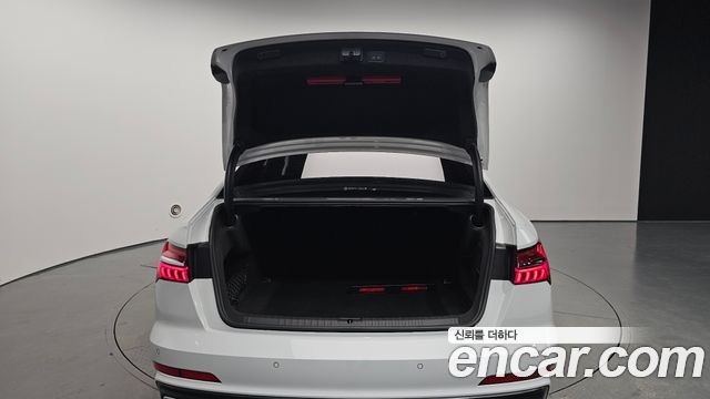 Audi A6 2021 — photo 20