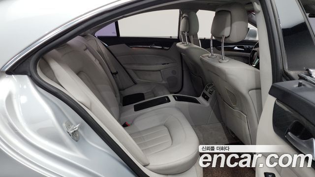 Mercedes-Benz CLS-Class 2012 — photo 12