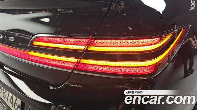 Genesis G90 2020 — photo 9