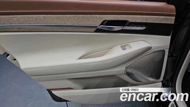 Genesis G90 2020 — photo 15