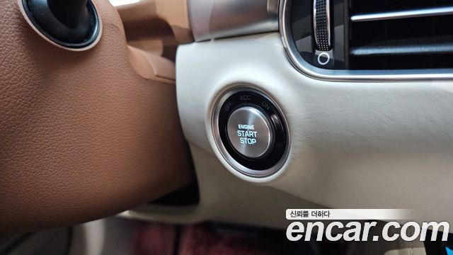 Genesis G90 2020 — photo 34