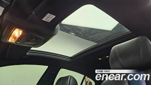 BMW 6-Series 2018 — photo 22