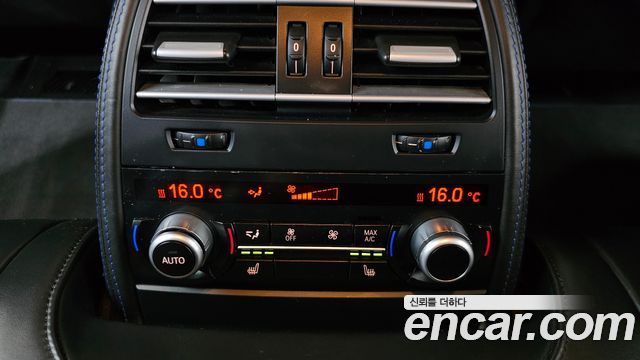 BMW 6-Series 2018 — photo 33