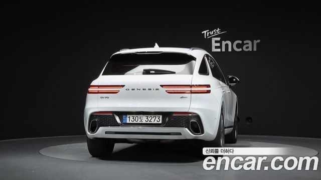 Genesis GV70 2021 — photo 4
