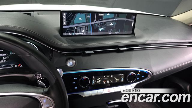Genesis GV70 2021 — photo 20
