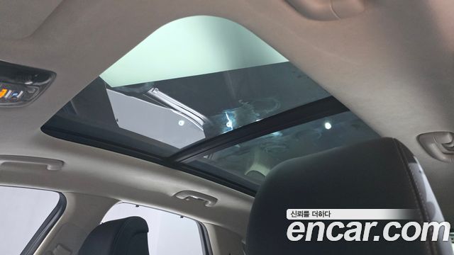 Genesis GV70 2021 — photo 25