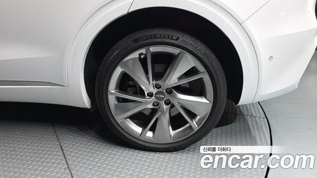 Genesis GV70 2021 — photo 7