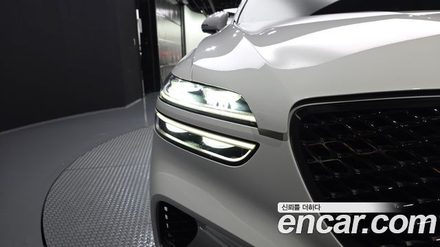 Genesis GV70 2021 — photo 8
