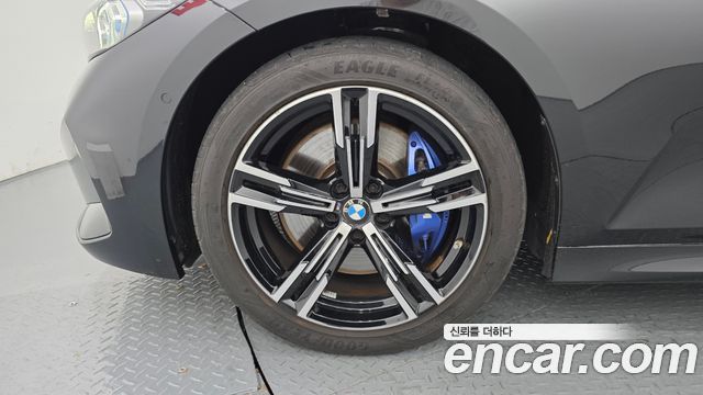 BMW 3-Series 2024 — photo 5
