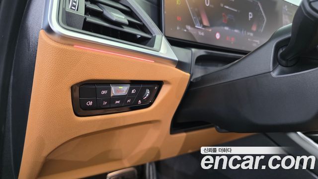 BMW 3-Series 2024 — photo 20