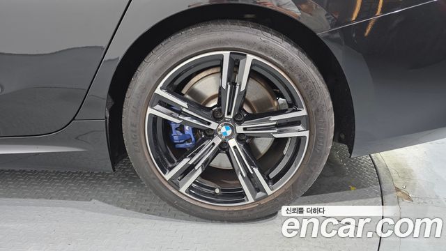 BMW 3-Series 2024 — photo 7