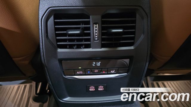 BMW 3-Series 2024 — photo 28