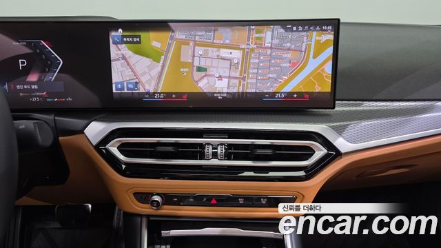 BMW 3-Series 2024 — photo 29