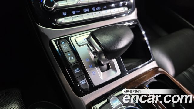 Genesis EQ900 2018 — photo 9