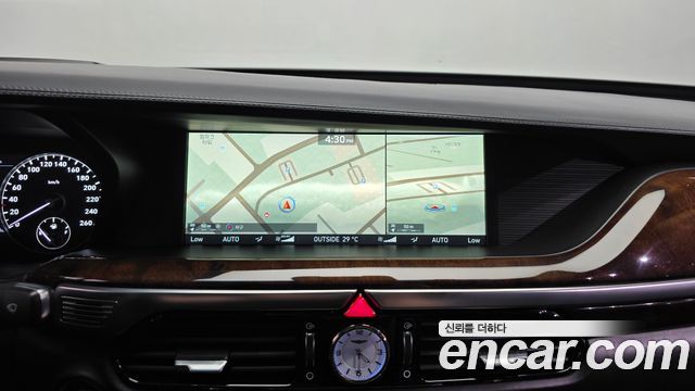 Genesis EQ900 2018 — photo 14