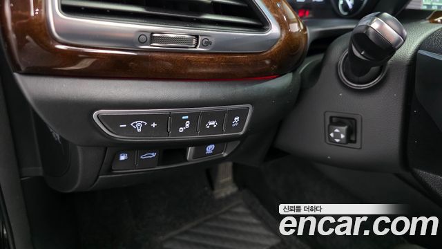 Genesis EQ900 2018 — photo 16