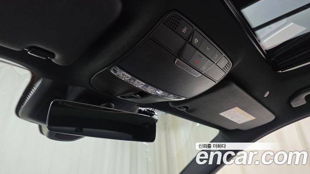 Mercedes-Benz E-Class 2022 — photo 24