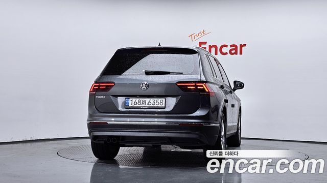 Volkswagen Tiguan 2020 — photo 4
