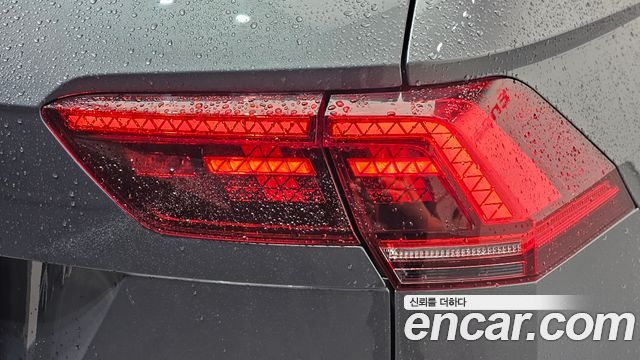 Volkswagen Tiguan 2020 — photo 9