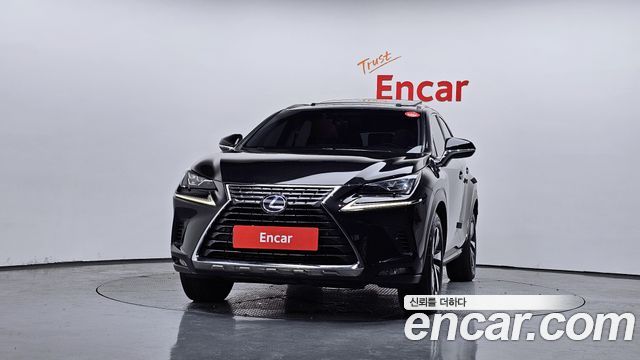 Lexus NX 2018 — photo 3