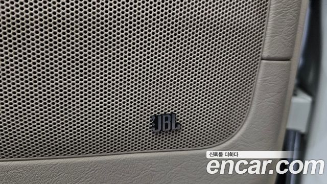 Kia OPIRUS 2010 — photo 17