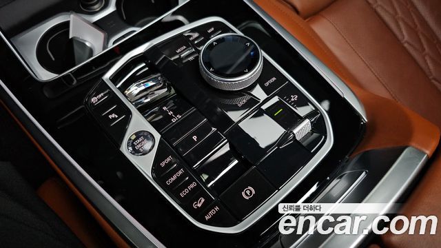 BMW X7 2024 — photo 12