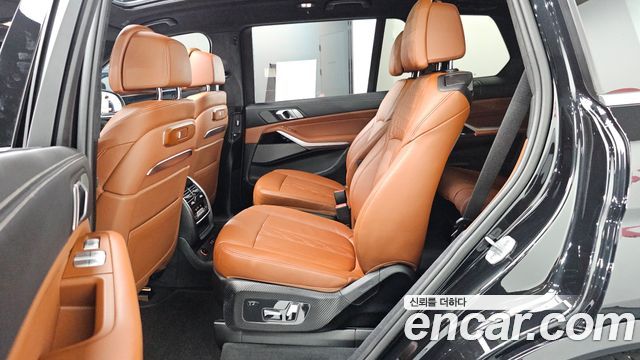 BMW X7 2024 — photo 16