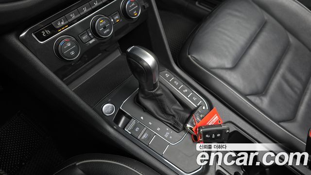 Volkswagen Tiguan 2020 — photo 12