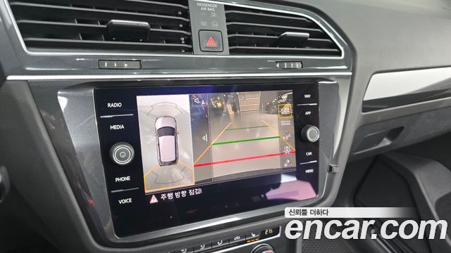 Volkswagen Tiguan 2020 — photo 20