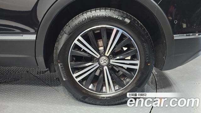 Volkswagen Tiguan 2020 — photo 7