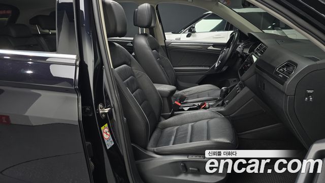Volkswagen Tiguan 2020 — photo 16