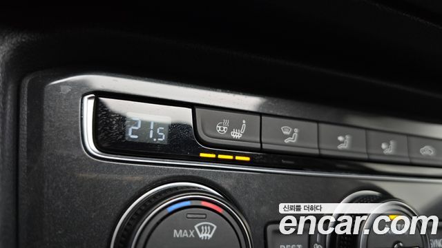 Volkswagen Tiguan 2020 — photo 27