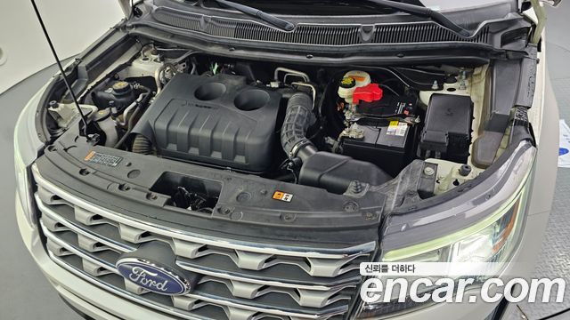 Ford Explorer 2017 — photo 6