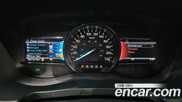 Ford Explorer 2017 — photo 8