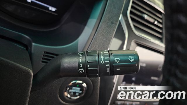 Ford Explorer 2017 — photo 18
