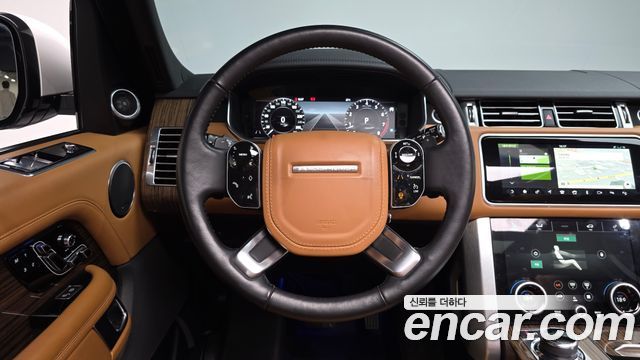 Land Rover Range Rover 2019 — photo 18